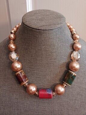 GORGEOUS Sophia Collection Ceramic Bead Necklace Chunky Faux Pearls Faceted New